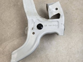 Крепления ( кронштейн ) крыла прав. BMW 6 GT G32 2020, 2.0 л., бензин, АКПП, белый, задний привод, 7378468