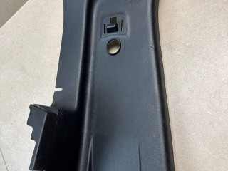 обшивка багажника Toyota 2022, 2.8 л., 1GD-FTV, дизель, АКПП, красный, пикап, полный привод, правый руль, 62512KK070