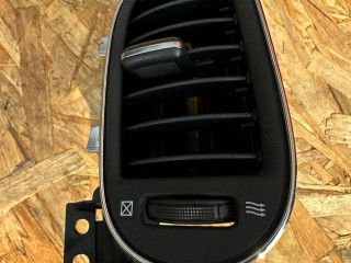 дефлектор обдува салона Infiniti EX 1 поколение 2010, 3.7 л., бензин, АКПП, серый, внедорожник 5 дв., полный привод, 687511BA0A