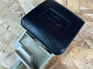 захватный крюк капота Toyota RAV4 4 поколение (XA40) [рестайлинг] 2018, 2.0 л., бензин, вариатор, 53631-52010