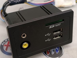 разъем AUX / USB Infiniti Q50 1 поколение [рестайлинг] 2018, 3.0 л., 284H34GA0C