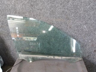 стекло двери передней правой Renault Laguna 2 поколение 2005, 2.2 л., дизель, МКПП, хетчбэк 5 дв.