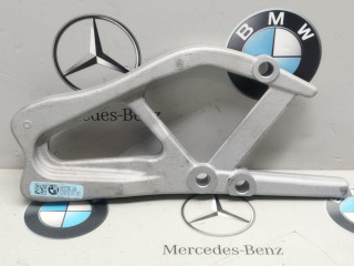 Кронштейн балки BMW 2024, 6878779