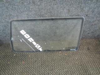 стекло кузовное боковое правое Volkswagen Transporter T4 1991