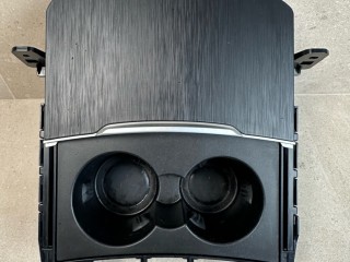 подстаканник Alfa Romeo 2017, 2.0 л., бензин, АКПП, серый, полный привод, 0129332B83