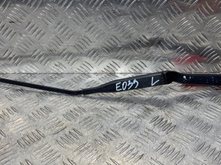 щеткодержатель (поводок стеклоочистителя, дворник) BMW 3 серия E36 1996, 1.6 л., бензин