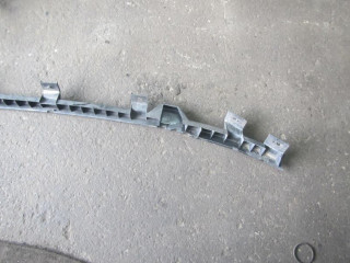 крепление бампера Volkswagen Transporter T4 2001, 2.5 л., дизель, МКПП, микроавтобус, 7D0807183B