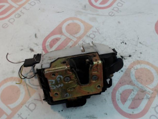 замок двери передней правой Volkswagen Golf 3 поколение 1994