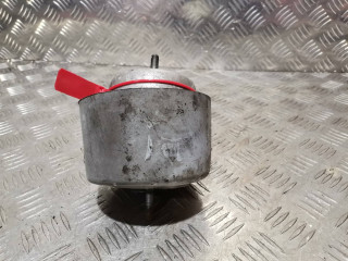 подушка крепления двигателя Audi A6 4B/C5 1999, 2.4 л., APS, бензин, АКПП, седан