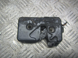 замок багажника Volkswagen Transporter T4 1998, 2.5 л., дизель, МКПП, микроавтобус, 701829211