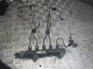 топливная рампа Citroen C4 Grand Picasso 1 поколение 2013, 964592680