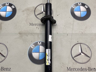 стойка передняя правая Mercedes-Benz C-Класс W205 [рестайлинг] 2020, 2.0 л., бензин, кабриолет, задний привод, A2053201713