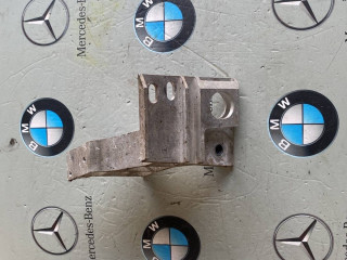 кронштейн передней панели (телевизора) Mercedes-Benz C-Класс W205 [рестайлинг] 2020, 2.0 л., бензин, кабриолет, задний привод, A2055010122