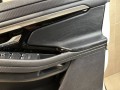 обшивка двери передняя правая Land Rover Range Rover Evoque L551 2020, 2.0 л., бензин, АКПП, белый, внедорожник 5 дв., полный привод, правый руль, LR114592 - фото №7
