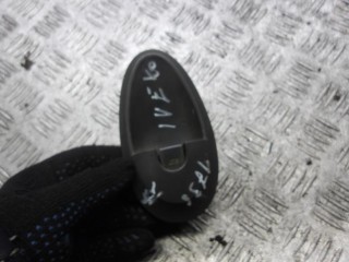 кнопка стеклоподъемника IVECO Daily 3 поколение 2005, 2.3 л., дизель, робот, микроавтобус