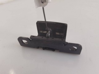 ответная часть (скоба) замка двери Tesla Model X 1 поколение 2018, L1S, АКПП, хетчбэк 5 дв., полный привод, P1033836-00-H