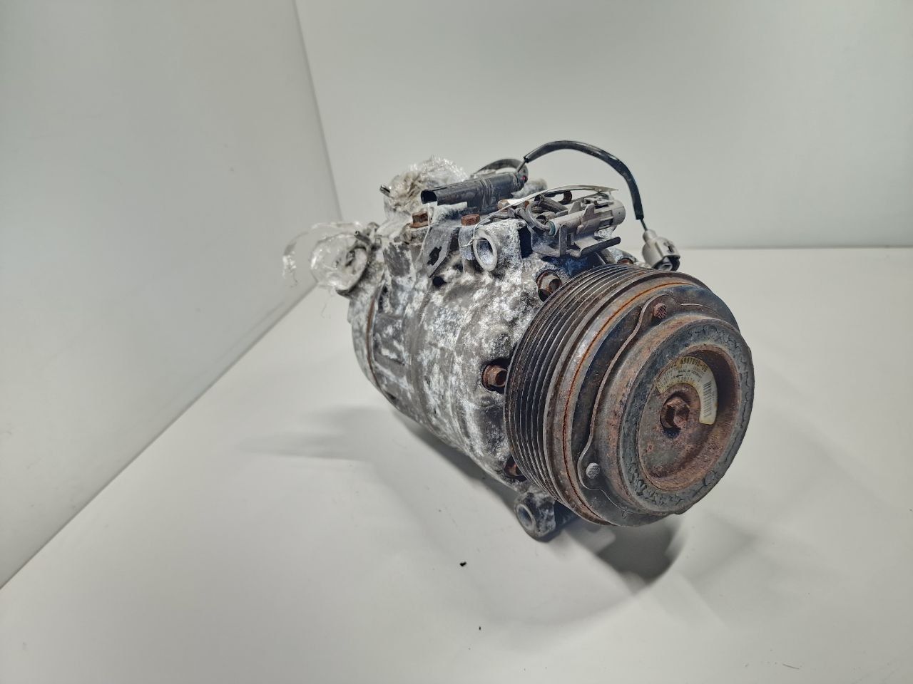 компрессор кондиционера BMW 2011, 3.0 л., TD, дизель, АКПП, универсал, задний привод, 6987890, 64526987890 - фото №1