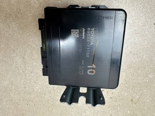 блок управления раздаткой Toyota 2022, 2.8 л., 1GD-FTV, дизель, АКПП, красный, пикап, полный привод, правый руль, 8953371102