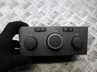 блок управления печки / климат-контроля Opel Zafira 2 поколение (B) 2005, 1.9 л., дизель, МКПП, минивэн, 13245114