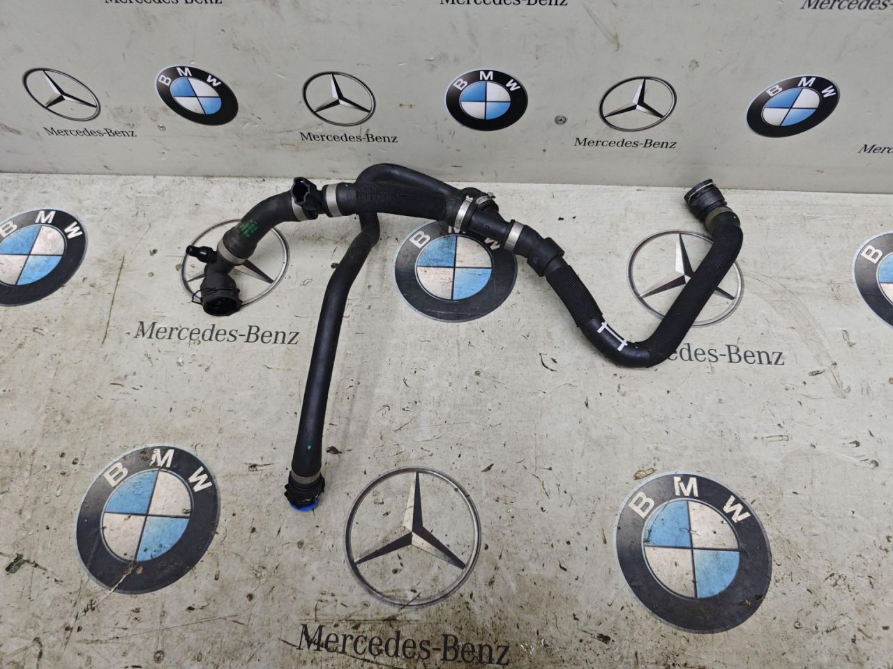 патрубок радиатора BMW XM G09 2023, 4.4 л., бензин, c5y, полный привод, 5A5E6D7 - фото №1