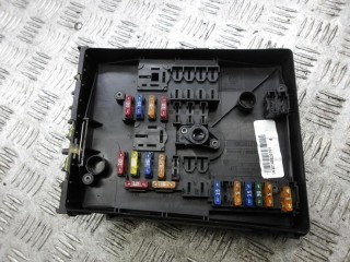 блок предохранителей Volkswagen Golf 5 поколение 2008, 1.4 л., дизель, АКПП, универсал, 1K0937125A