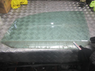 стекло двери передней левой Volkswagen Caddy 3 поколение 2010, 2.0 л., бензин, МКПП, фургон