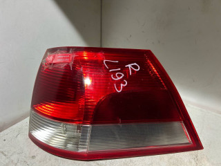 фонарь задний правый Opel Vectra C 2003, 2.2 л., Z 22 YH, бензин, 5МКПП, серебро, универсал