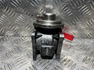 клапан EGR Volkswagen Golf 5 поколение 2005, 2.0 л., BKD, дизель, АКПП, хетчбэк 5 дв., 038131501AF, 038129637D