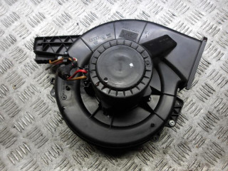 моторчик печки Skoda Fabia 1 поколение [рестайлинг] 2007, 1.4 л., бензин, МКПП, универсал, 6Q1820015H