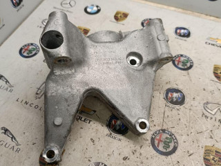 кронштейн генератора Porsche Macan 1 поколение [рестайлинг] 2020, 3.0 л., бензин, АКПП, 06M903143AC