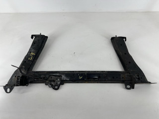 балка под радиатор Renault Zoe 1 поколение 2018, 620939239R