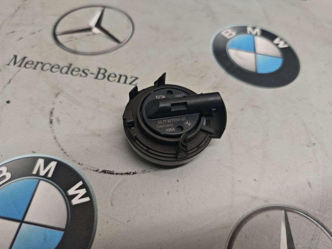 датчик удара BMW 6 GT G32 2019, 3.0 л., B58B30, бензин, 9279391 - фото №1
