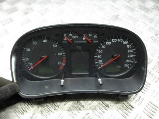 щиток приборов (приборная панель) Volkswagen Golf 3 поколение 2000, 1.6 л., бензин, АКПП, хетчбэк 5 дв., 1J0920806C