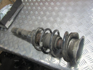 стойка передняя правая BMW X1 E84 2010, 2.0 л., дизель, АКПП, внедорожник 5 дв., 6789858