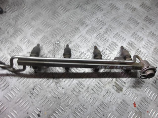 форсунка Volkswagen Golf 3 поколение 1999, 1.8 л., бензин, 06A906031D