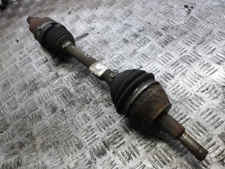 полуось передняя левая (приводной вал, ШРУС) Ford Focus 3 поколение 2013, 1.6 л., дизель, МКПП, универсал