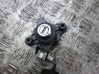 кнопка открытия багажника BMW 3 серия E46 1999, 2.0 л., дизель, МКПП, седан