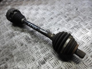 полуось передняя левая (приводной вал, ШРУС) Volkswagen Golf 6 поколение 2009, 1.6 л., дизель, МКПП, универсал