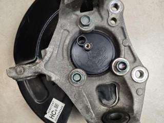 кулак поворотный правый Fiat 124 Spider 1 поколение 2020, 1.4 л., АКПП, красный, кабриолет, задний привод, 6000612386