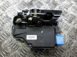 замок двери передней левой Volkswagen Golf Plus 1 поколение 2006, 3D1837015