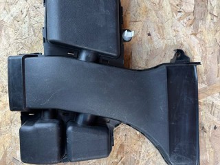 воздухозаборник Lexus RX 4 поколение [рестайлинг] 2020, 3.5 л., гибрид, вариатор, красный, полный привод, правый руль, 17750-31050