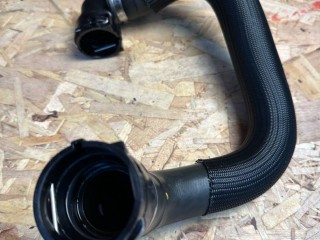 патрубок радиатора Alfa Romeo 2017, 2.0 л., бензин, АКПП, серый, полный привод