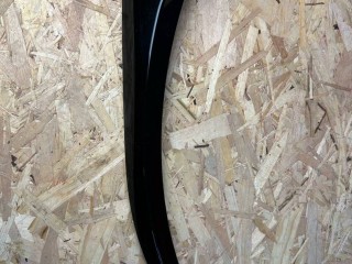 накладка двери (крышки) багажника Maserati Levante 1 поколение 2017, 3.0 л., A630HP, дизель, АКПП, blue, внедорожник 5 дв., полный привод, правый руль, 670111581