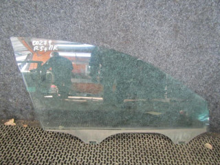 стекло двери передней правой Volkswagen Passat B5 2001, 1.9 л., дизель, МКПП, универсал