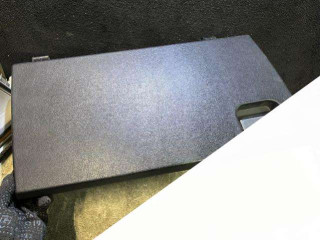 бардачок Land Rover Discovery 3 поколение 2008, YQS500220, LHD34183M