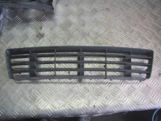 заглушка (решетка) в бампер Audi A6 4B/C5 1999, 2.5 л., дизель, МКПП, седан, 4B0807683F