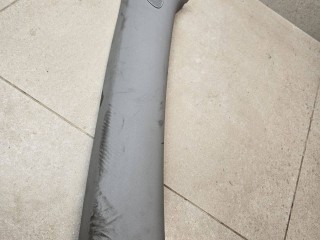 обшивка стойки Chevrolet Malibu 9 поколение 2017, 84028725