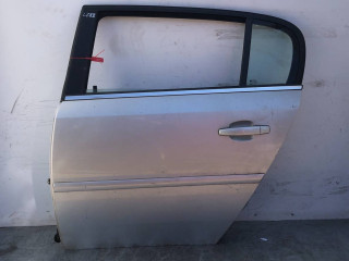 дверь задняя левая Opel Signum C 2003, 2.2 л., бензин, АКПП, хетчбэк 5 дв.