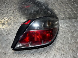 фонарь задний правый Opel Astra H 2007, 1.6 л., Z 16 XER, бензин, 5МКПП, купе, 1322325