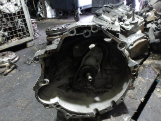 КПП механическая (МКПП) Audi A4 B5 1998, 2.4 л., бензин, МКПП, DHU